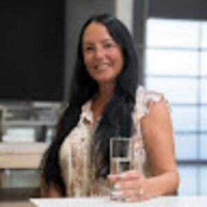 Meet your Posher, Lucrecia